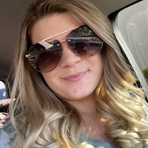 Meet your Posher, Bridgette